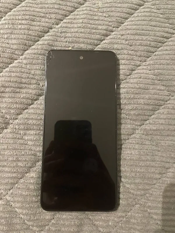 Телефон Techno Spark GO 1