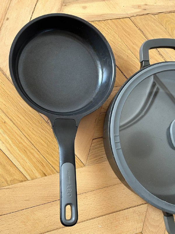 Сковородка BergHOFF Leo 28 см 4