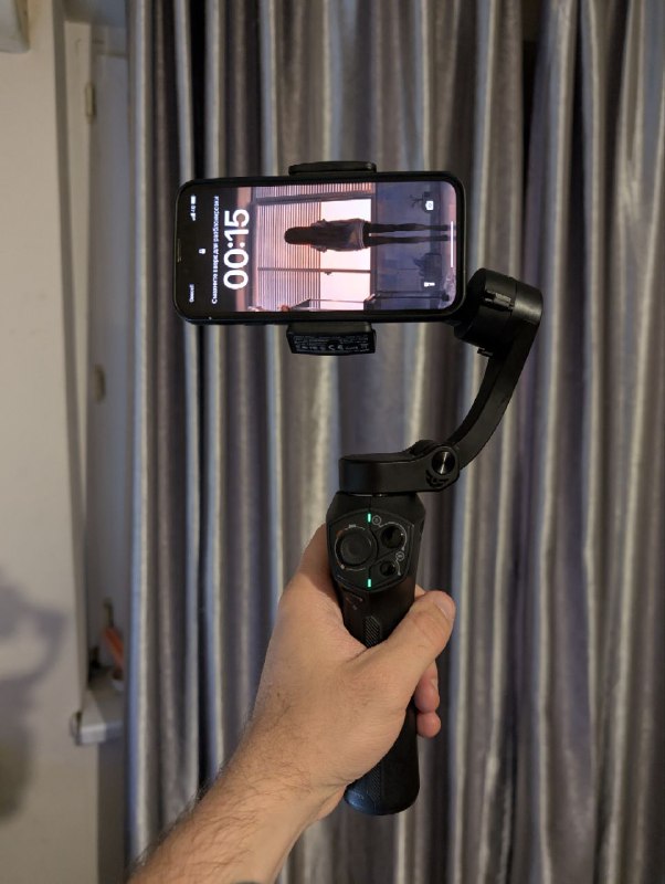 Трёх осевой стабилизатор для телефона Snoppa atom 2