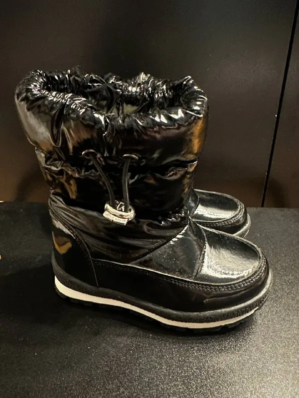 Puffy boots, size 25 1