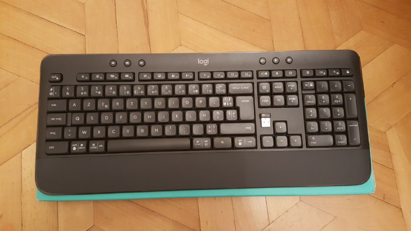 Клавиатура беспроводная Logitech Signature K650, Детские часы ICE