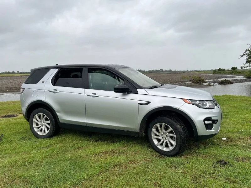 LAND ROVER Discovery в аренду