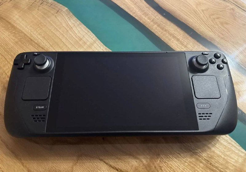 Steam Deck OLED 1TB с 512GB памяти