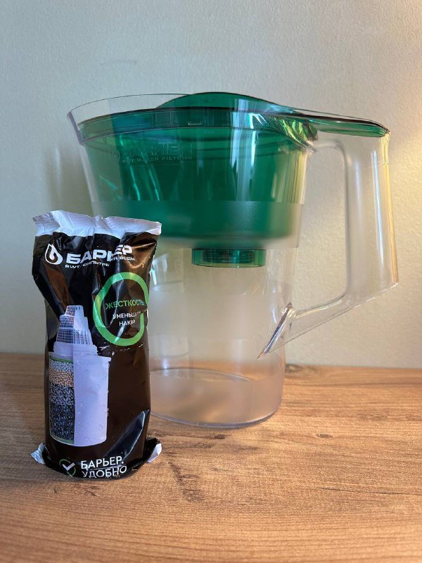 Кувшин фильтр для воды Барьер с картриджем 2
