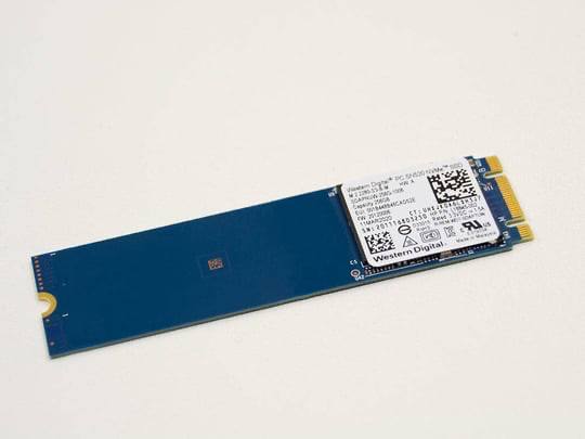 Micron 2450, Toshiba KBG30ZMV256G, Western Digital SN520 SSD 256GB NVMe