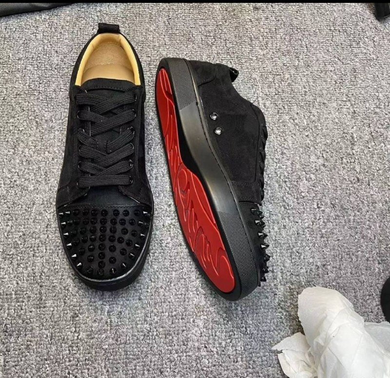 Christian Louboutin кеды с шипами размер 38,5 2