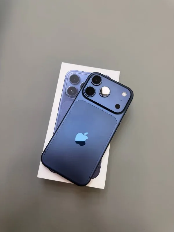 Айфон 17 Pro 1