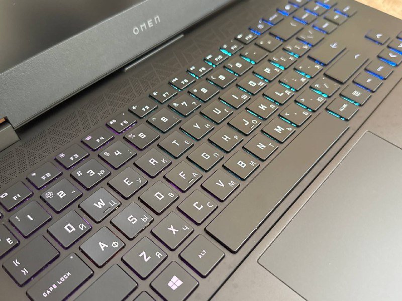 HP OMEN 15 (2022) игровой ноутбук i7 RTX 2070 16GB SSD 3