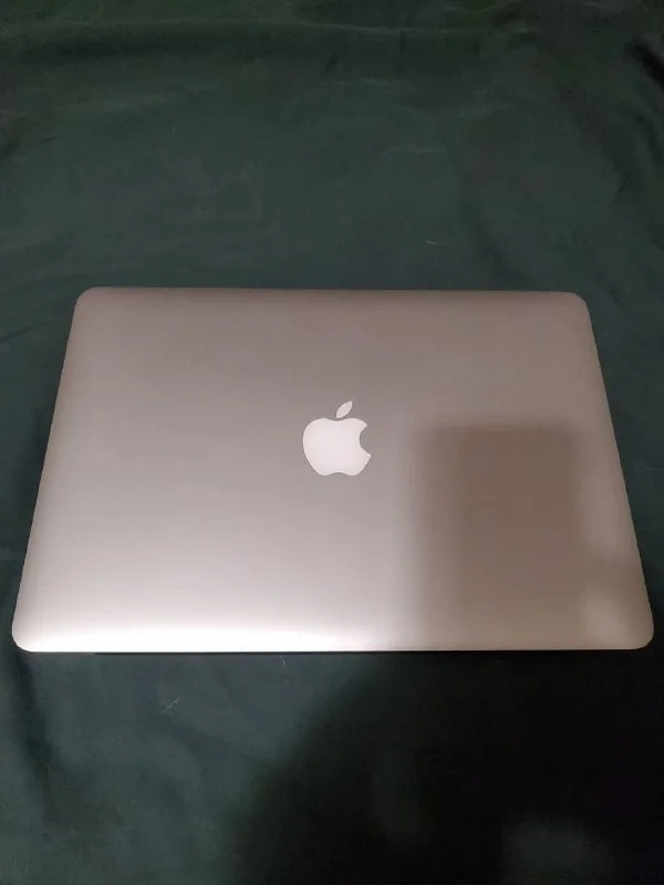 MacBook Pro 2013 на запчасти 1