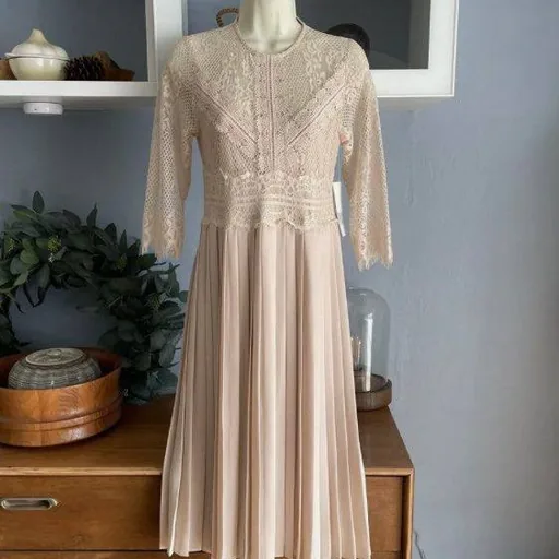 Платье Zara XS