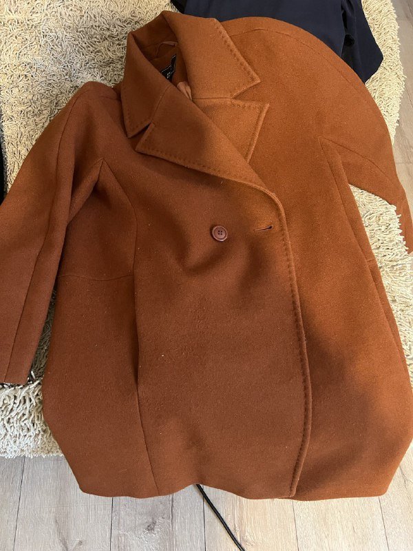 Платье Vittoria Vicci, 3 рубашки, блузка, джинсы, кожаный сарафан, 2 пальто 4