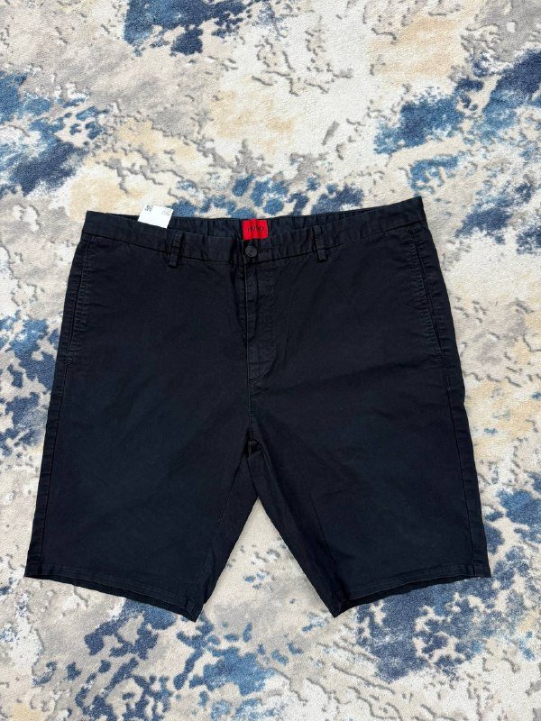 Мужская рубашка Hugo Boss, футболка Diesel, джинсы Diesel, брюки Massimo Dutti, свитер Calvin Klein, шорты Gant, шорты Hugo Boss 7