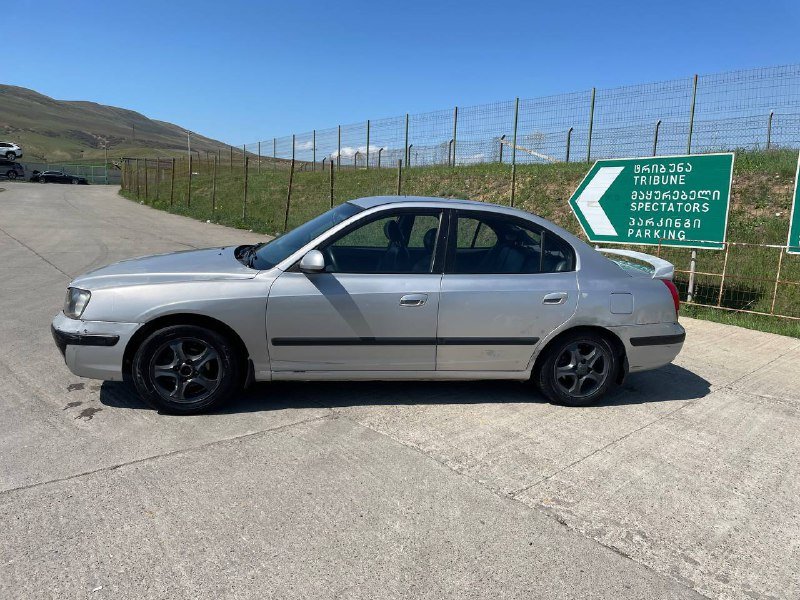 Hyundai Elantra 2.0 cng 2003 автомат 5