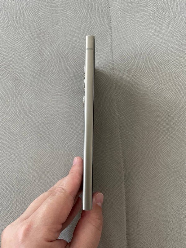 Samsung Galaxy S24 Ultra 256GB Titanium Gray 5