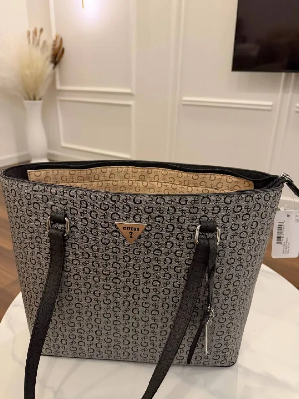 Сумка Guess 1