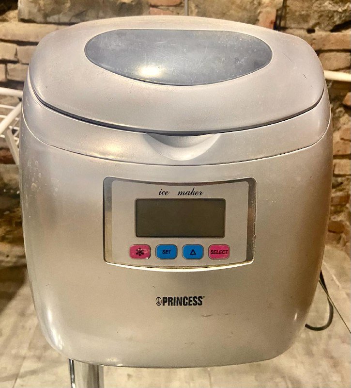 Оборудование кофейни, льдогенератор Princess