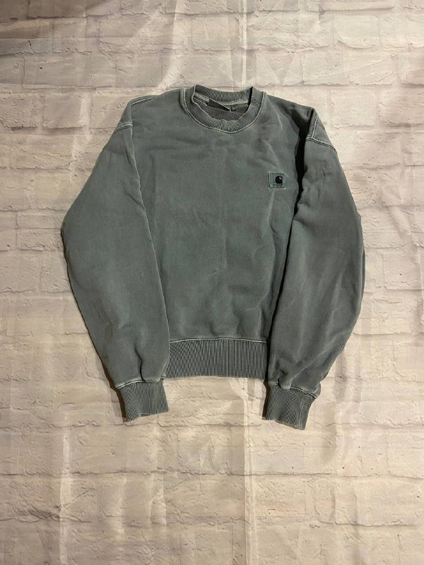 Carhartt sweater size S-M