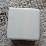 Apple 96W USB-C адаптер питания 1