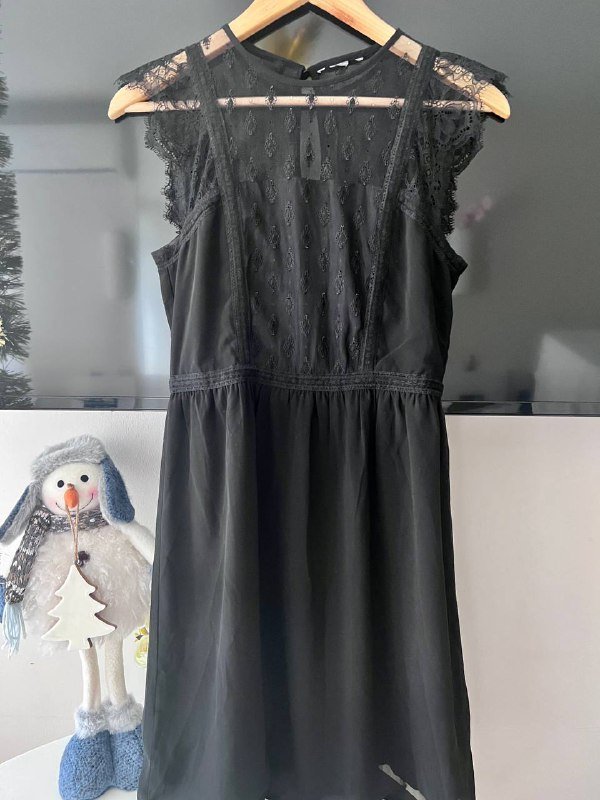 Кружевное платье размер 44