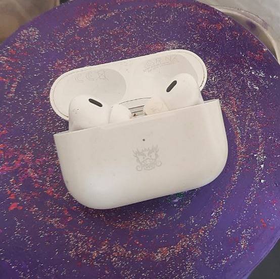 Airpods Pro 2 оригинал без кабеля и коробки 5
