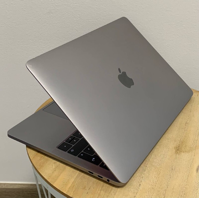 MacBook Pro 13 2016 2