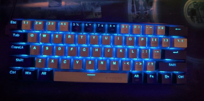 E-YOOSO Z11 механическая клавиатура 60% с RGB подсветкой 2