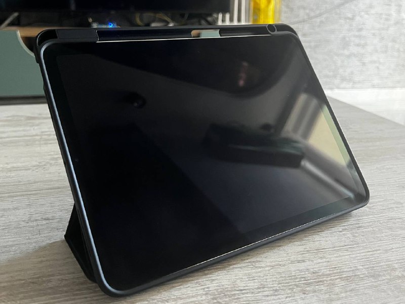 iPad Air 4 2020, хороший состояние, комплект с коробкой