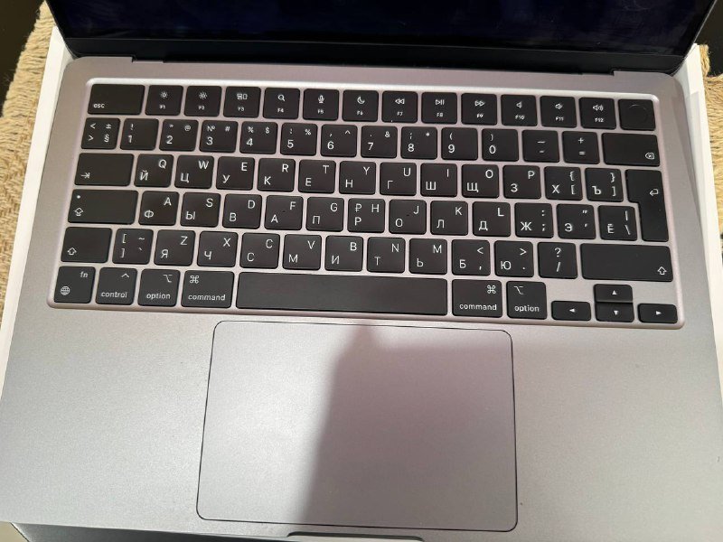 Apple MacBook Air 13 m2 8/256 2