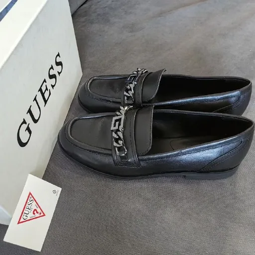 Женские лоферы GUESS