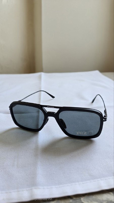 Оригинальные солнцезащитные очки Prada PR57ZS Matte Black Polarized Dark Grey 4