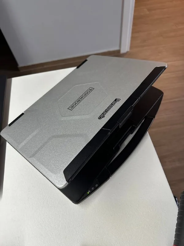 Panasonic Toughbook CF-54 1
