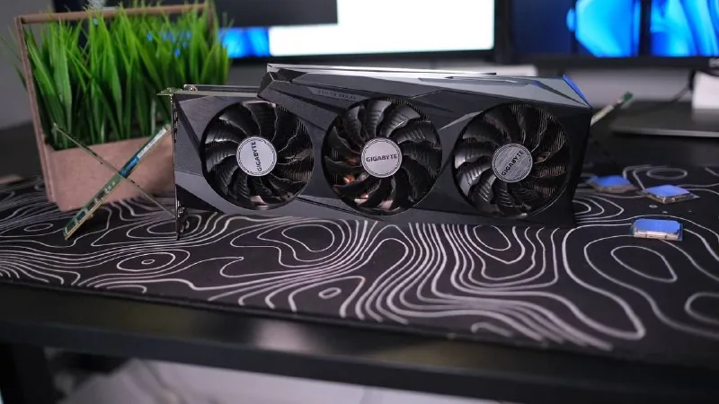 NVIDIA GeForce RTX 3080 Gigabyte 1