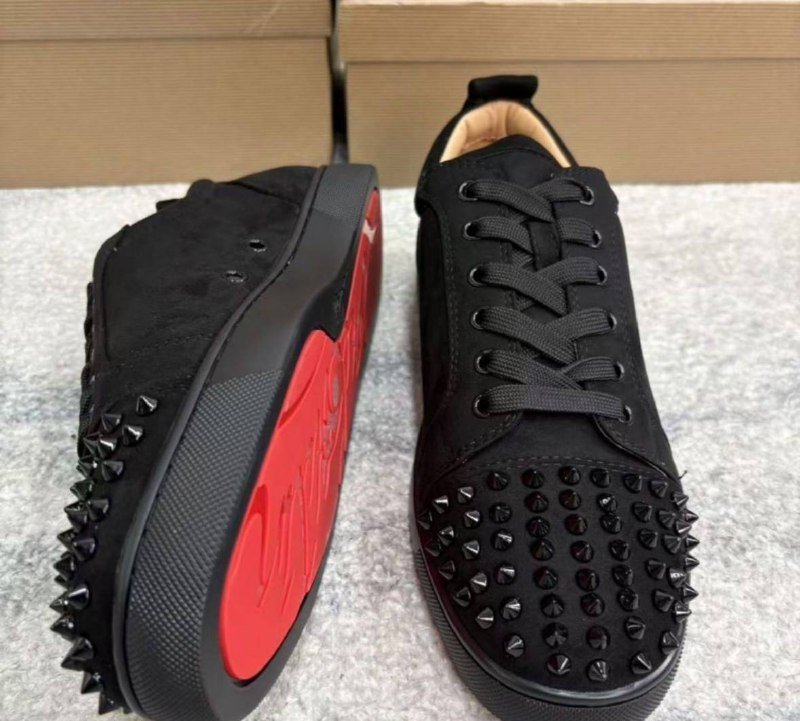 Christian Louboutin кеды с шипами размер 38,5 3