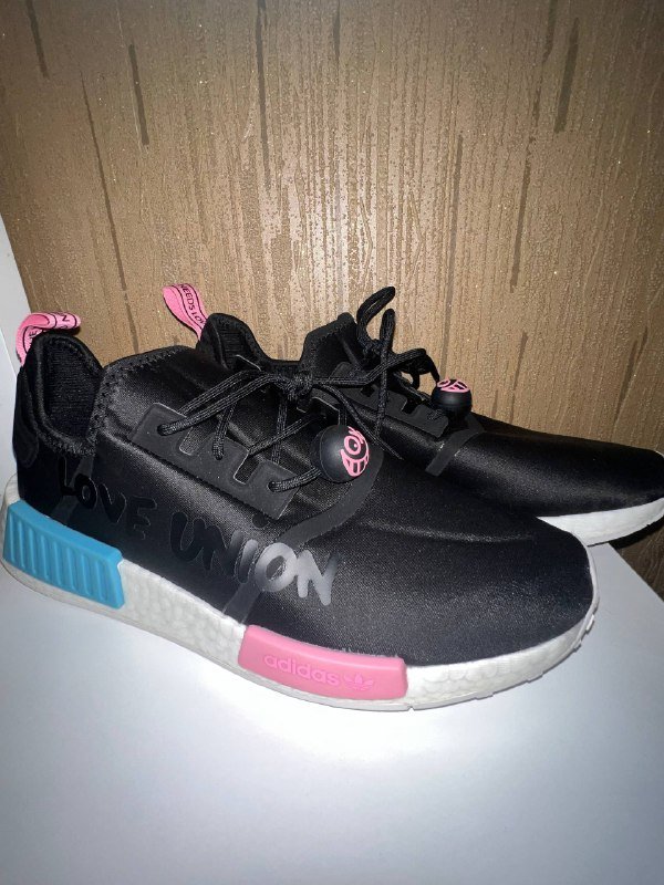 Кроссовки Adidas Originals Men NMD R1