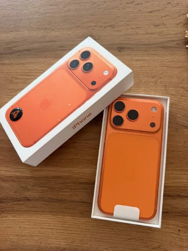 Новый оранжевый iPhone 17 Pro 256GB 1