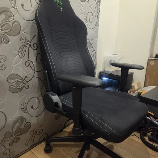 Геймерское кресло Razer Iskur V2 X