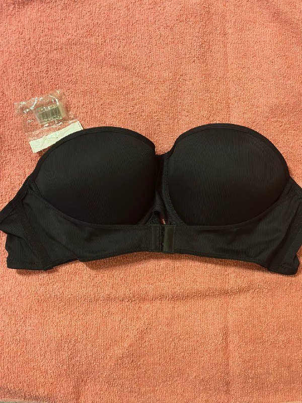 Черный бюстгальтер 85B с силиконовыми бретельками 3