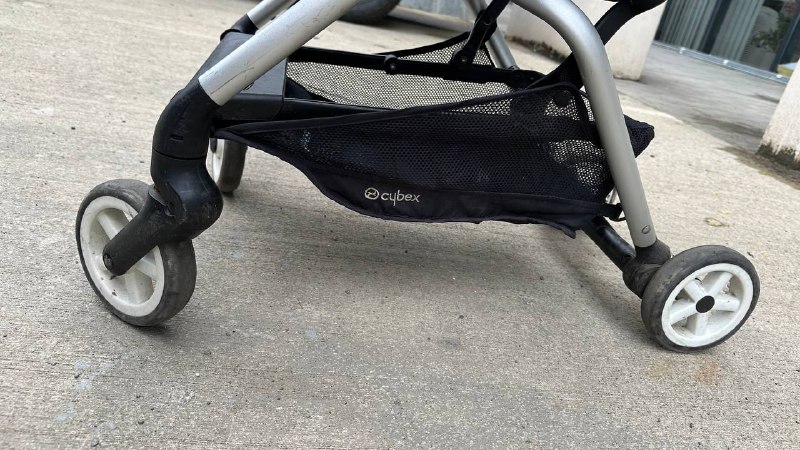 Коляска Cybex Eezy S Twist 2 4