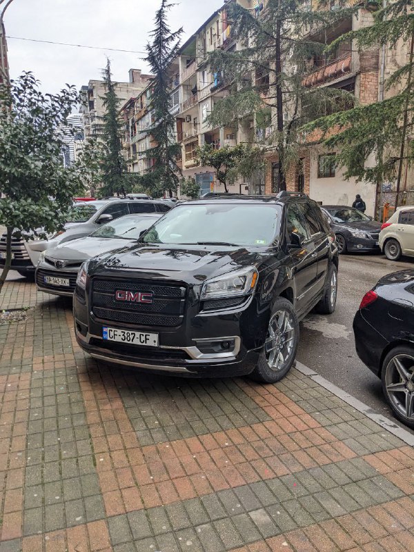 GMC Acadia 2015 AWD Denali for Sale 7