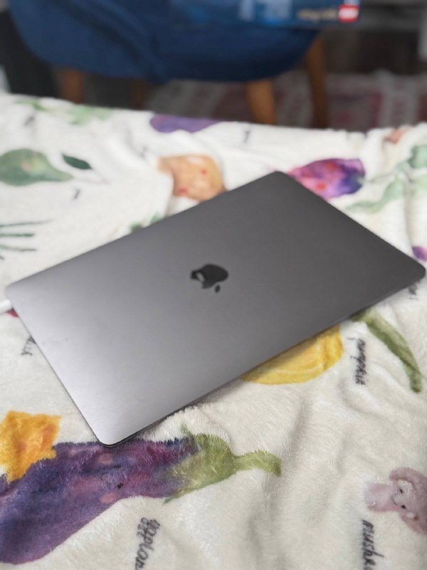 MacBook Air 13,3 256 Gb, Magic Mouse