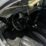 Ford Fusion Titanium 2018 9