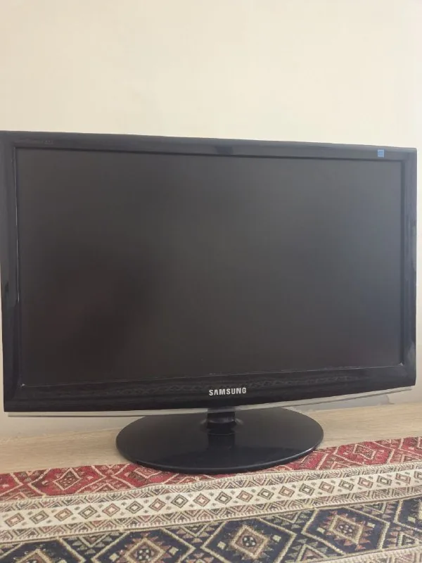 Монитор Samsung