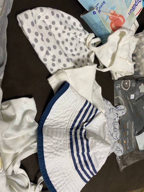 Детская одежда: боди, штанишки, шапки 7