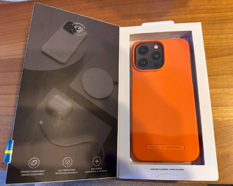 Чехол на iPhone 14 Pro Max 2