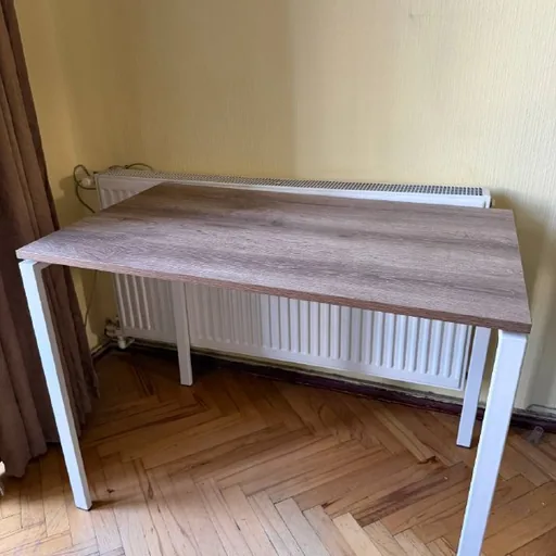 Письменный стол