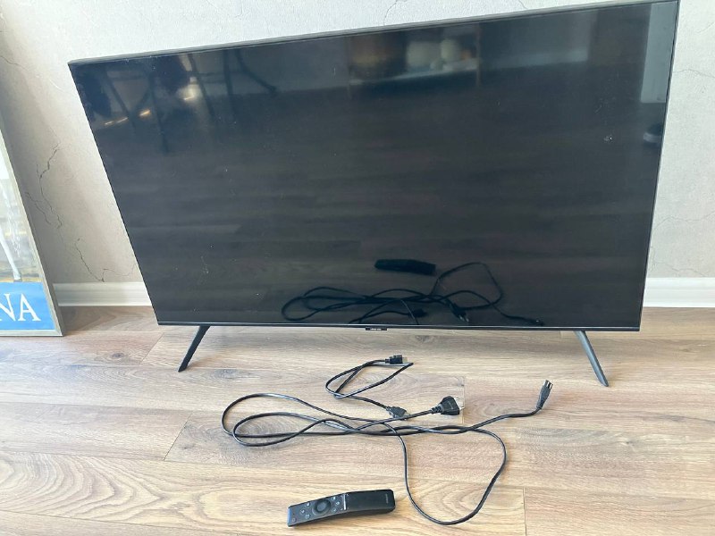 Телевизор Samsung UE43TU8000U 2