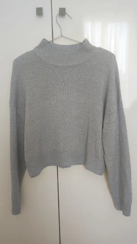 Серая кофта H&M 1