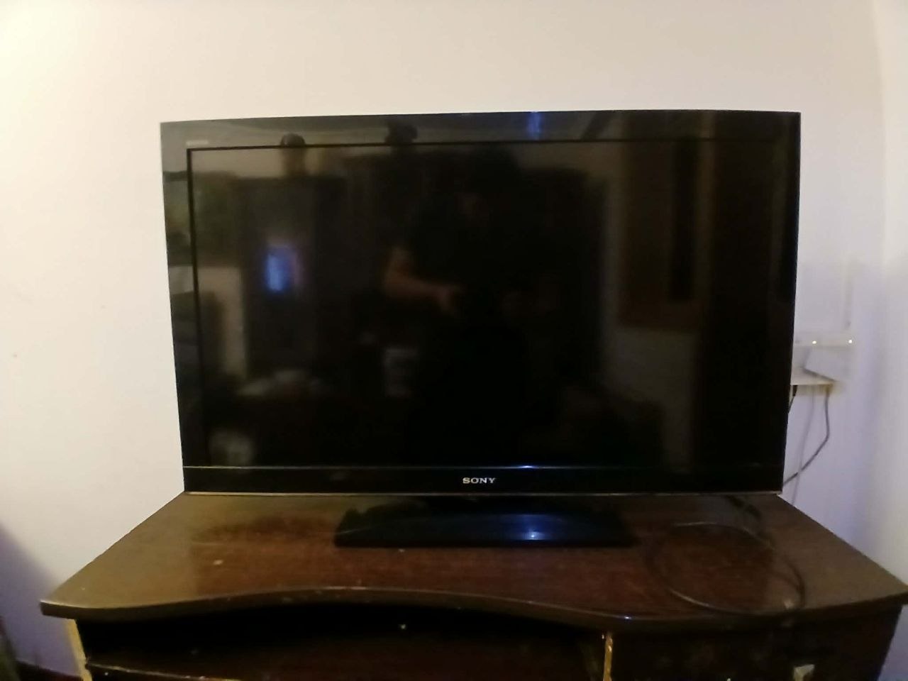 Телевизор Sony Bravia большая диагональ 4