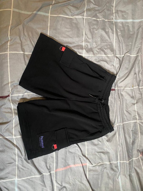 Мужская одежда Lee, Wrangler, Levis, Massimo Dutti, Calvin Klein, Adidas, Pull&bear, Hummel, Swatch 10