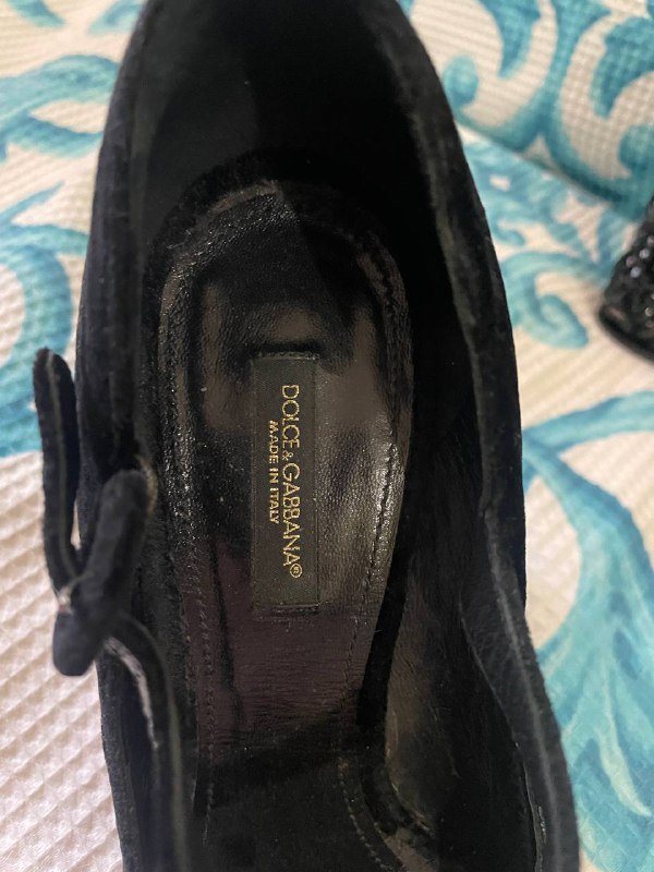 Оригинальные женские туфли Dolce & Gabbana из замши 2